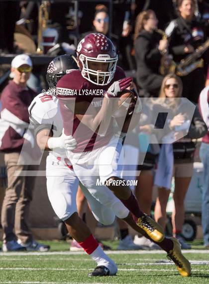 Thumbnail 2 in Langham Creek vs Cinco Ranch (UIL 6A Area Playoff) photogallery.
