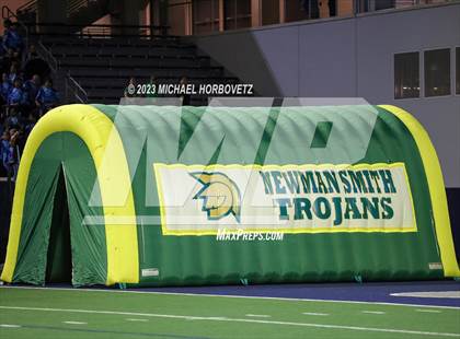 Thumbnail 2 in Reedy vs. Newman Smith (UIL 5A Football Bi-District) photogallery.