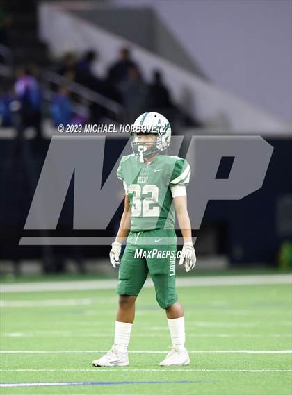 Thumbnail 3 in Reedy vs. Newman Smith (UIL 5A Football Bi-District) photogallery.
