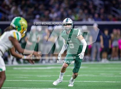 Thumbnail 3 in Reedy vs. Newman Smith (UIL 5A Football Bi-District) photogallery.