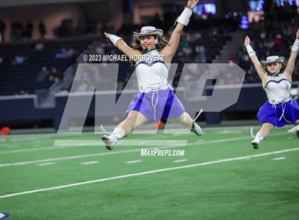 Thumbnail 1 in Reedy vs. Newman Smith (UIL 5A Football Bi-District) photogallery.