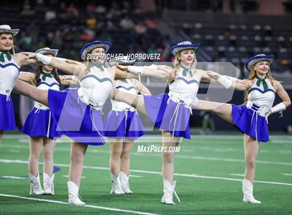 Thumbnail 1 in Reedy vs. Newman Smith (UIL 5A Football Bi-District) photogallery.