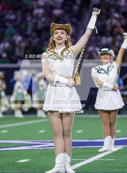 Thumbnail 1 in Reedy vs. Newman Smith (UIL 5A Football Bi-District) photogallery.
