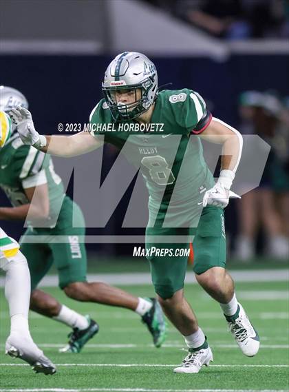 Thumbnail 3 in Reedy vs. Newman Smith (UIL 5A Football Bi-District) photogallery.