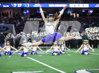 Thumbnail 2 in Reedy vs. Newman Smith (UIL 5A Football Bi-District) photogallery.