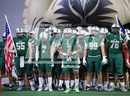 Thumbnail 3 in Reedy vs. Newman Smith (UIL 5A Football Bi-District) photogallery.