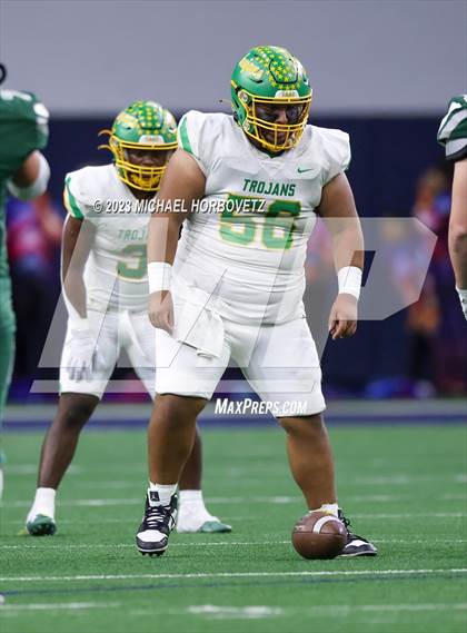 Thumbnail 3 in Reedy vs. Newman Smith (UIL 5A Football Bi-District) photogallery.