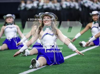 Thumbnail 3 in Reedy vs. Newman Smith (UIL 5A Football Bi-District) photogallery.