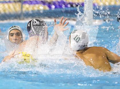 Thumbnail 2 in Carlsbad vs. Coronado (CIF SDS D1 Final) photogallery.