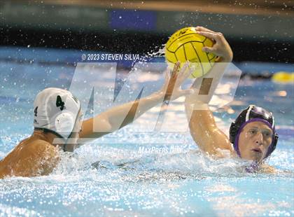Thumbnail 3 in Carlsbad vs. Coronado (CIF SDS D1 Final) photogallery.
