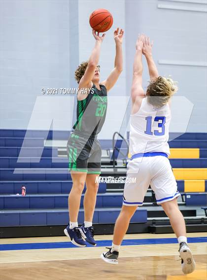 Thumbnail 1 in Paradise vs. Central Heights photogallery.