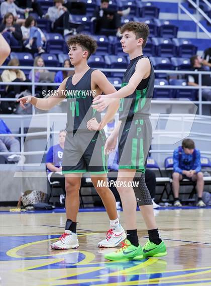 Thumbnail 3 in Paradise vs. Central Heights photogallery.