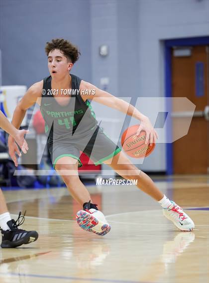 Thumbnail 1 in Paradise vs. Central Heights photogallery.