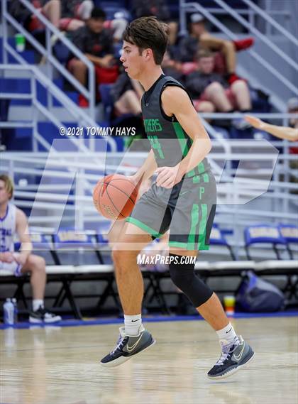Thumbnail 1 in Paradise vs. Central Heights photogallery.