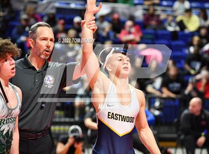 Thumbnail 3 in UIL State Championships - 6A 132lb Final photogallery.