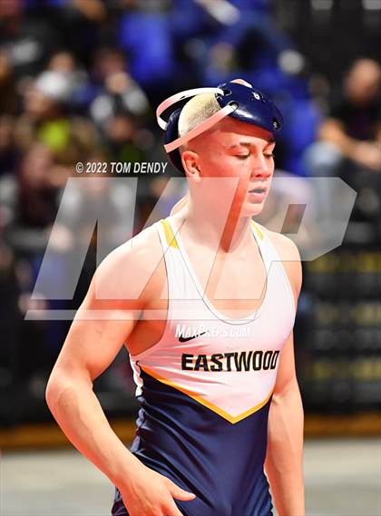 Thumbnail 1 in UIL State Championships - 6A 132lb Final photogallery.