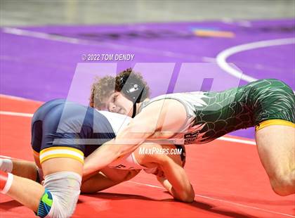 Thumbnail 1 in UIL State Championships - 6A 132lb Final photogallery.
