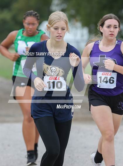 Thumbnail 2 in District Cross Country Meet photogallery.