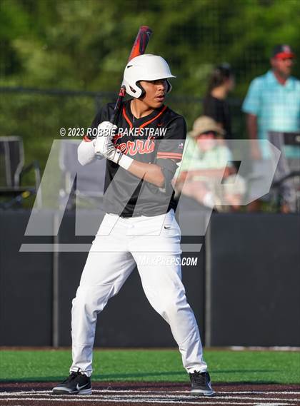 Thumbnail 2 in Kaufman vs. Ferris (UIL 4A Bi-District Playoff) photogallery.