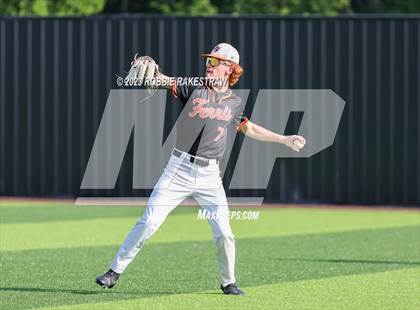 Thumbnail 3 in Kaufman vs. Ferris (UIL 4A Bi-District Playoff) photogallery.