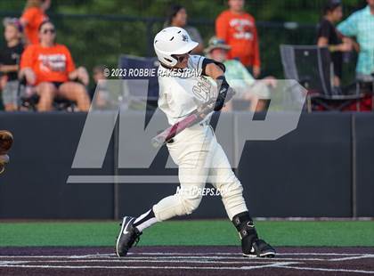 Thumbnail 3 in Kaufman vs. Ferris (UIL 4A Bi-District Playoff) photogallery.