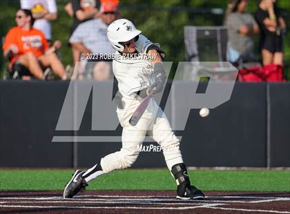 Thumbnail 3 in Kaufman vs. Ferris (UIL 4A Bi-District Playoff) photogallery.