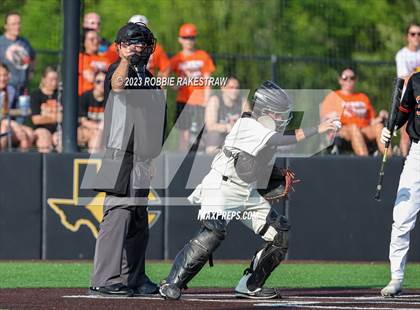 Thumbnail 3 in Kaufman vs. Ferris (UIL 4A Bi-District Playoff) photogallery.