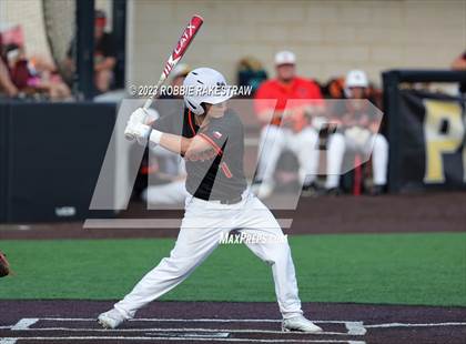 Thumbnail 3 in Kaufman vs. Ferris (UIL 4A Bi-District Playoff) photogallery.