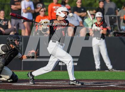 Thumbnail 1 in Kaufman vs. Ferris (UIL 4A Bi-District Playoff) photogallery.
