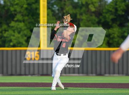 Thumbnail 2 in Kaufman vs. Ferris (UIL 4A Bi-District Playoff) photogallery.