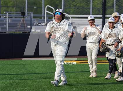Thumbnail 2 in Kaufman vs. Ferris (UIL 4A Bi-District Playoff) photogallery.