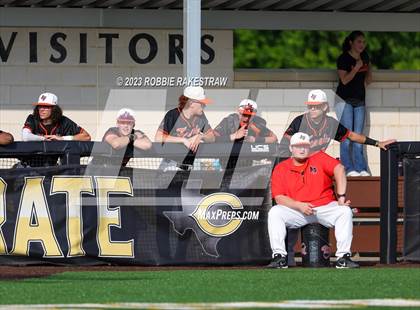 Thumbnail 3 in Kaufman vs. Ferris (UIL 4A Bi-District Playoff) photogallery.