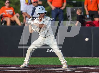 Thumbnail 3 in Kaufman vs. Ferris (UIL 4A Bi-District Playoff) photogallery.