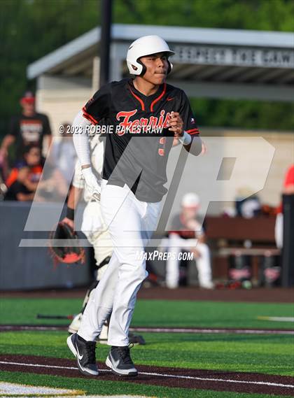 Thumbnail 3 in Kaufman vs. Ferris (UIL 4A Bi-District Playoff) photogallery.