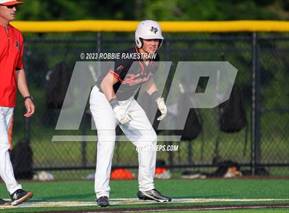 Thumbnail 1 in Kaufman vs. Ferris (UIL 4A Bi-District Playoff) photogallery.