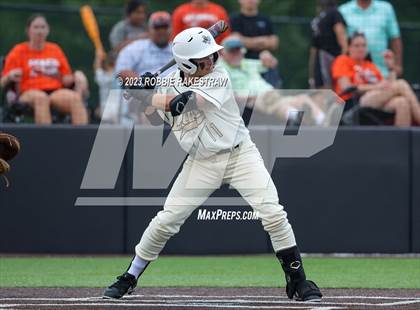Thumbnail 2 in Kaufman vs. Ferris (UIL 4A Bi-District Playoff) photogallery.