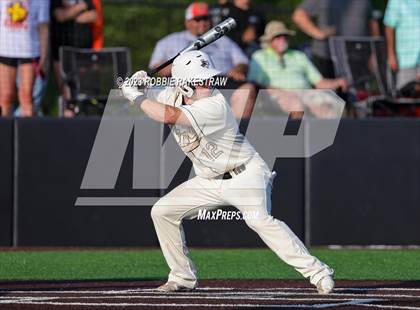Thumbnail 2 in Kaufman vs. Ferris (UIL 4A Bi-District Playoff) photogallery.