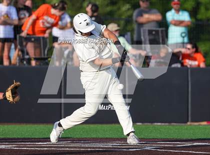 Thumbnail 1 in Kaufman vs. Ferris (UIL 4A Bi-District Playoff) photogallery.