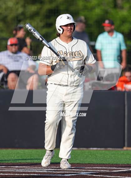 Thumbnail 2 in Kaufman vs. Ferris (UIL 4A Bi-District Playoff) photogallery.