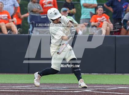 Thumbnail 2 in Kaufman vs. Ferris (UIL 4A Bi-District Playoff) photogallery.