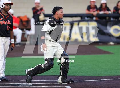 Thumbnail 2 in Kaufman vs. Ferris (UIL 4A Bi-District Playoff) photogallery.