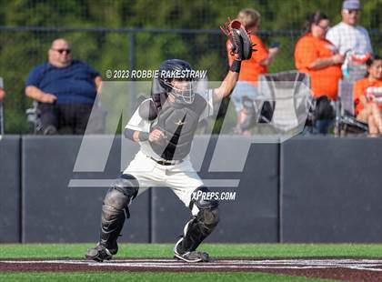 Thumbnail 2 in Kaufman vs. Ferris (UIL 4A Bi-District Playoff) photogallery.
