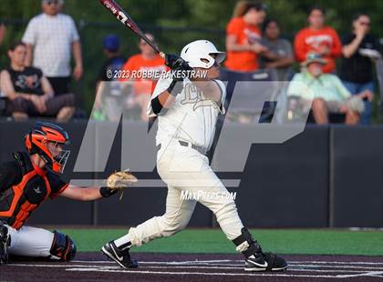 Thumbnail 2 in Kaufman vs. Ferris (UIL 4A Bi-District Playoff) photogallery.