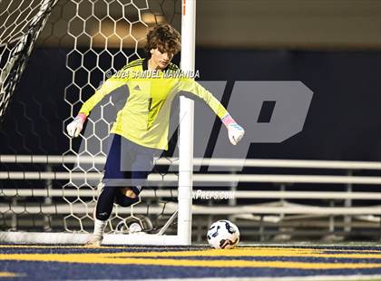 Thumbnail 2 in Palisades vs Birmingham photogallery.