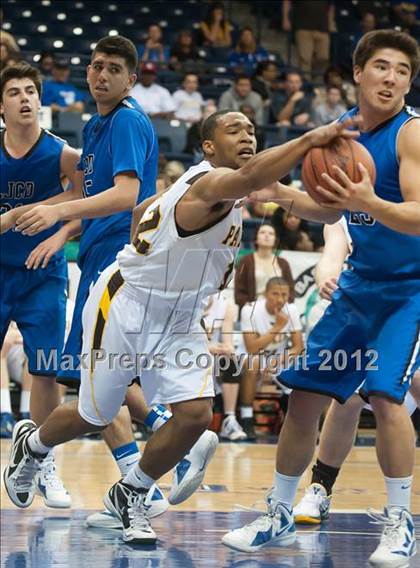 Thumbnail 1 in La Jolla Country Day vs Parker (CIF SDS D4 Final) photogallery.