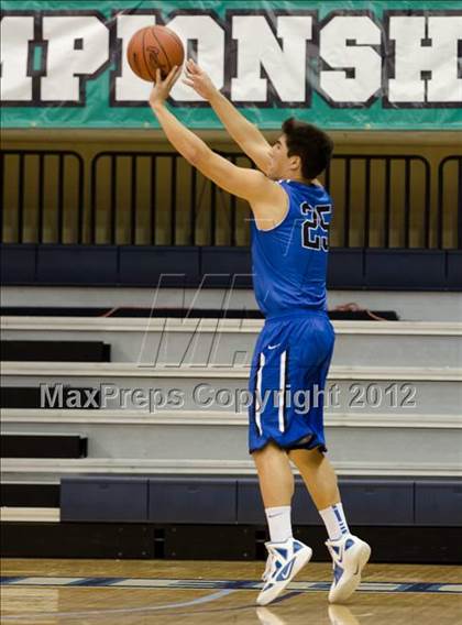 Thumbnail 2 in La Jolla Country Day vs Parker (CIF SDS D4 Final) photogallery.