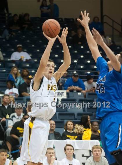 Thumbnail 1 in La Jolla Country Day vs Parker (CIF SDS D4 Final) photogallery.