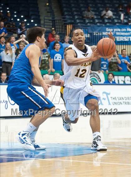Thumbnail 3 in La Jolla Country Day vs Parker (CIF SDS D4 Final) photogallery.
