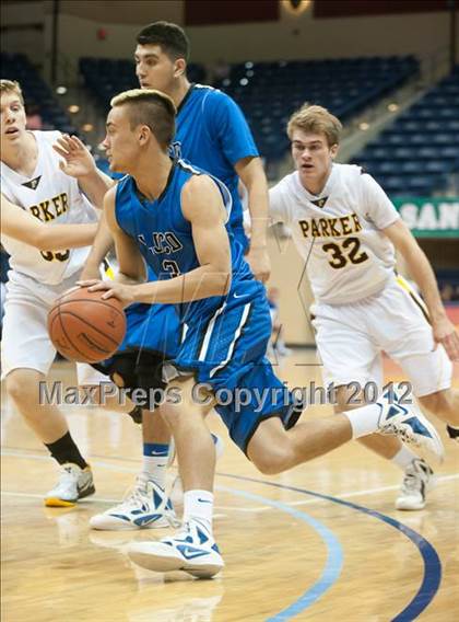 Thumbnail 1 in La Jolla Country Day vs Parker (CIF SDS D4 Final) photogallery.