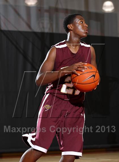 Thumbnail 2 in Laguna Hills vs. Bellflower (Charlie Wilkins Memorial Tournament) photogallery.